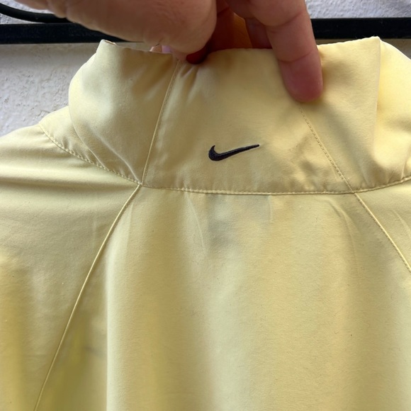 Nike Yellow Lightweight Windbreaker Full Zip Up Mock Neck Jacket Women s XL - Picture 13 of 16